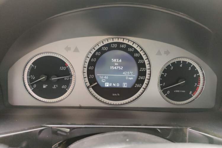 Used Mercedes-Benz GLK-Class 2011 GLK 300 4MATIC Fashion Model Instrument Cluster