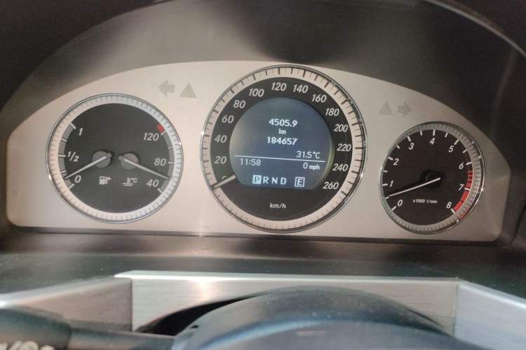 Used Mercedes-Benz GLK-Class 2011 GLK 300 4MATIC Dynamic Model Instrument Cluster