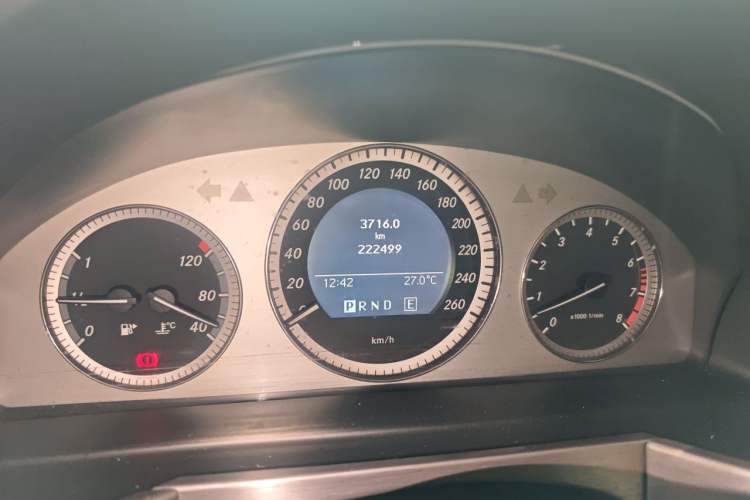Used Mercedes-Benz GLK-Class 2011 GLK 300 4MATIC Fashion Model Instrument Cluster