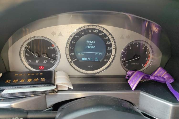 Used Mercedes-Benz GLK-Class 2011 GLK 300 4MATIC Luxury Model Instrument Cluster