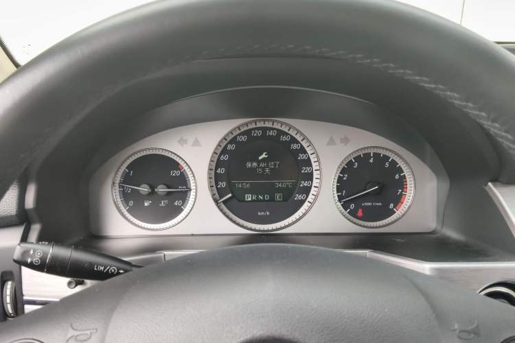 Used Mercedes-Benz GLK-Class 2011 GLK 300 4MATIC Fashion Model Instrument Cluster