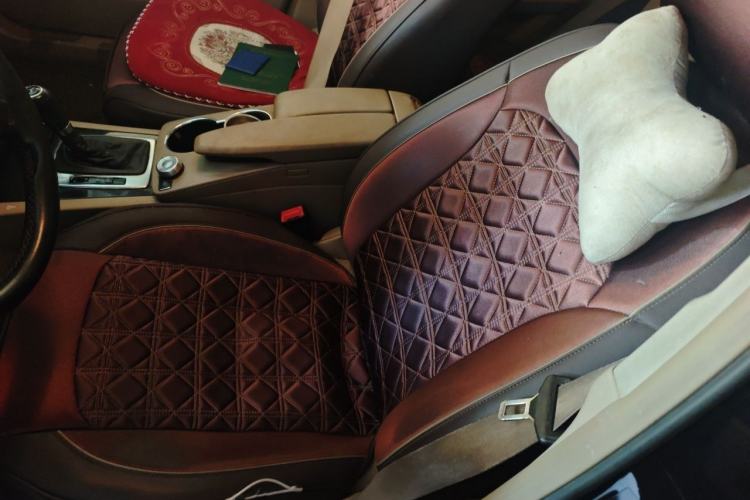 Used Mercedes-Benz GLK-Class 2011 GLK 300 4MATIC Dynamic Model Left Front Seat