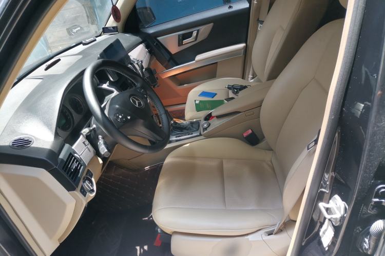 Used Mercedes-Benz GLK-Class 2011 GLK 300 4MATIC Dynamic Model Left Front Seat