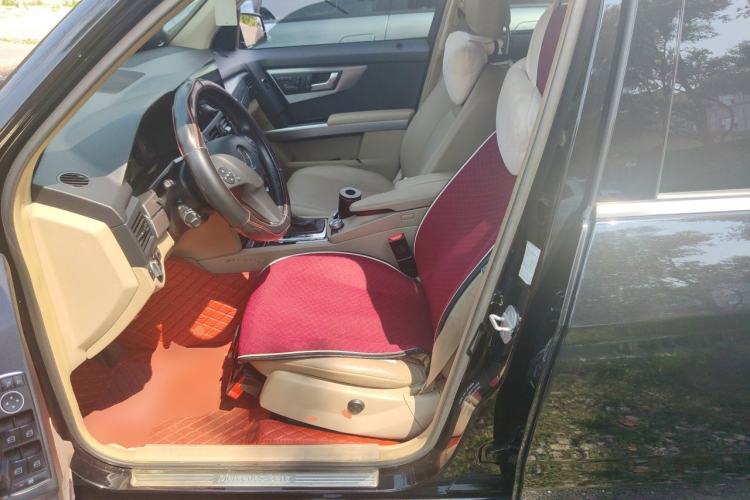 Used Mercedes-Benz GLK-Class 2011 GLK 300 4MATIC Dynamic Model Left Front Seat
