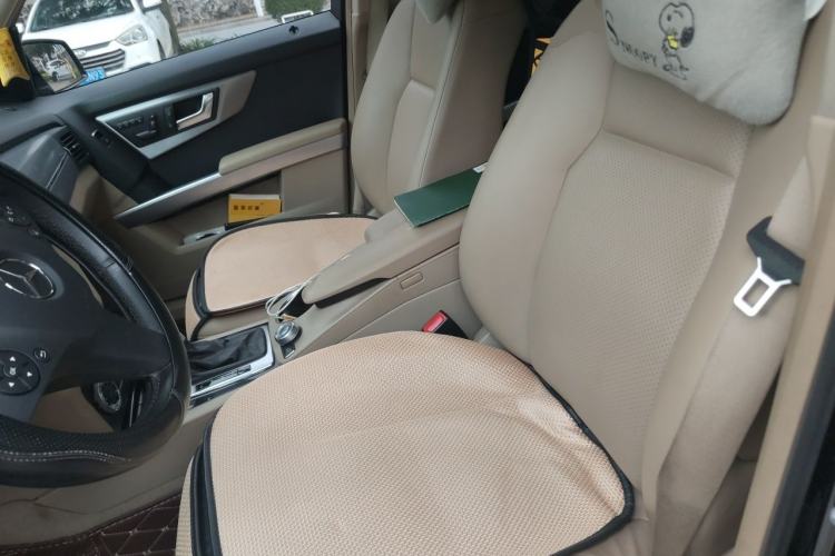 Used Mercedes-Benz GLK-Class 2011 GLK 300 4MATIC Dynamic Model Left Front Seat
