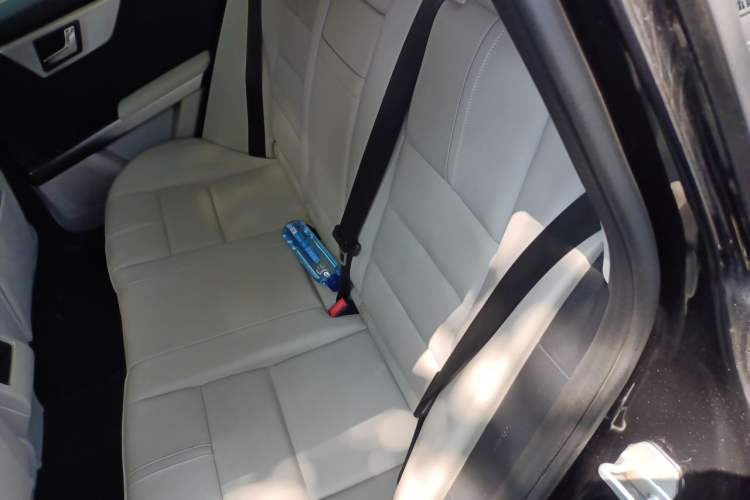 Used Mercedes-Benz GLK-Class 2011 GLK 300 4MATIC Fashion Model Left Rear Seat