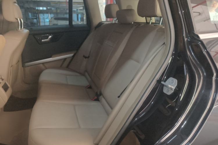 Used Mercedes-Benz GLK-Class 2011 GLK 300 4MATIC Fashion Model Left Rear Seat