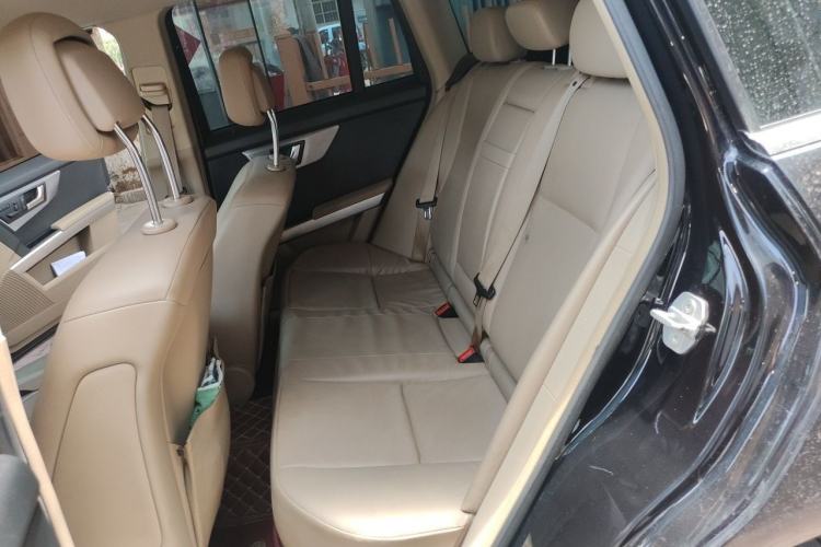 Used Mercedes-Benz GLK-Class 2011 GLK 300 4MATIC Dynamic Model Left Rear Seat