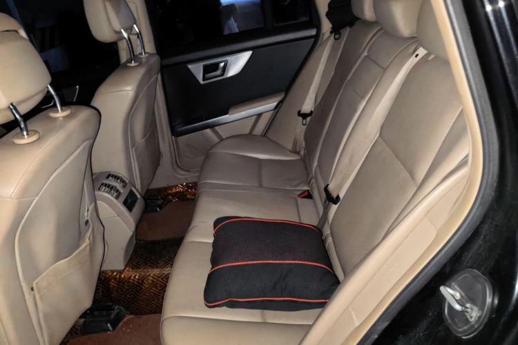 Used Mercedes-Benz GLK-Class 2011 GLK 300 4MATIC Dynamic Model Left Rear Seat
