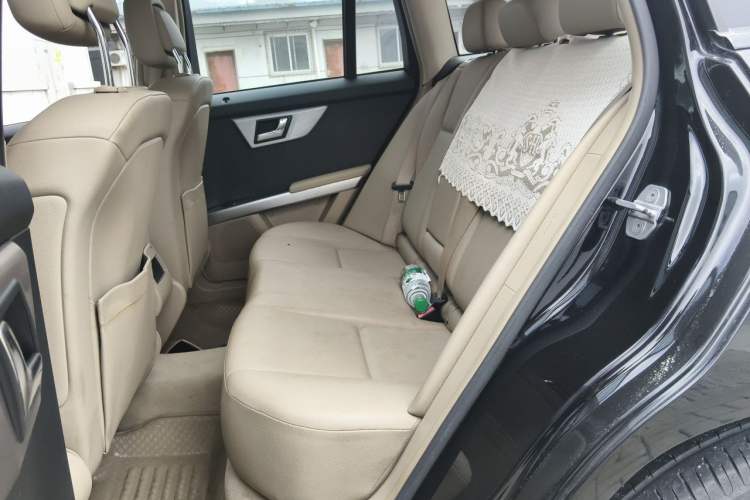 Used Mercedes-Benz GLK-Class 2011 GLK 300 4MATIC Fashion Model Left Rear Seat
