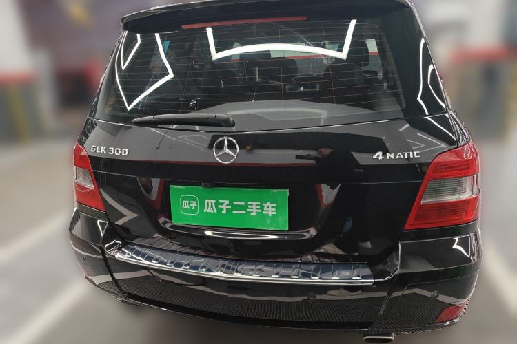 Used Mercedes-Benz GLK-Class 2011 GLK 300 4MATIC Fashion Model Rear