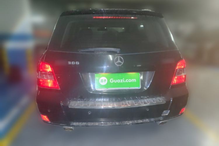Used Mercedes-Benz GLK-Class 2011 GLK 300 4MATIC Fashion Model Rear