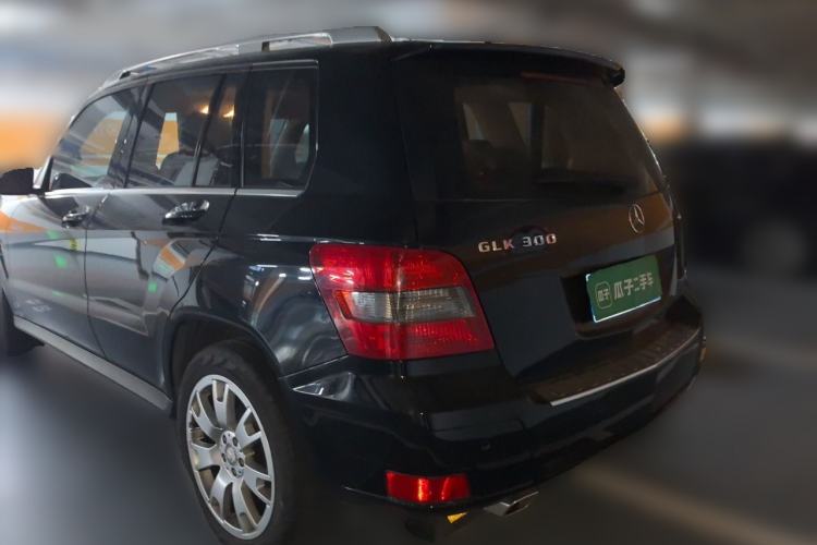 Used Mercedes-Benz GLK-Class 2011 GLK 300 4MATIC Fashion Model Rear Left 45 Deg