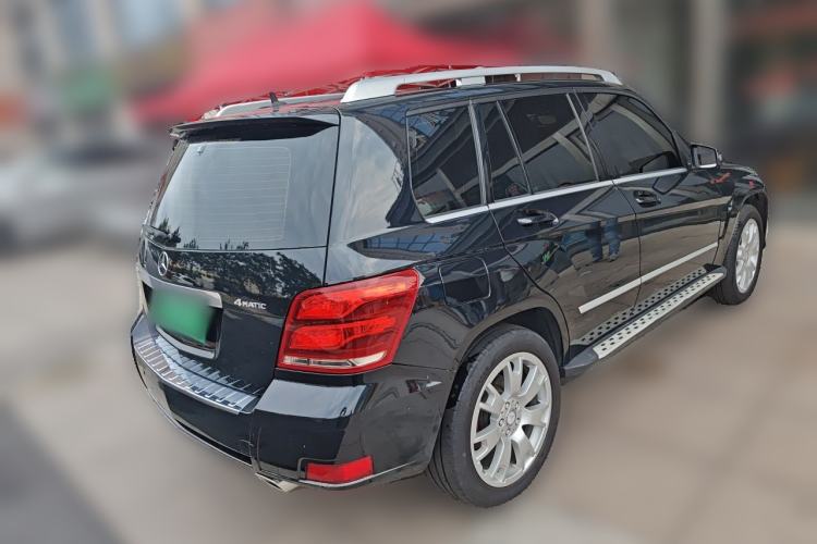 Used Mercedes-Benz GLK-Class 2011 GLK 300 4MATIC Fashion Model Rear Right 45 Deg