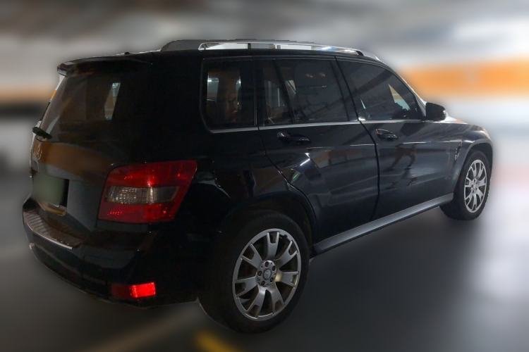 Used Mercedes-Benz GLK-Class 2011 GLK 300 4MATIC Fashion Model Rear Right 45 Deg