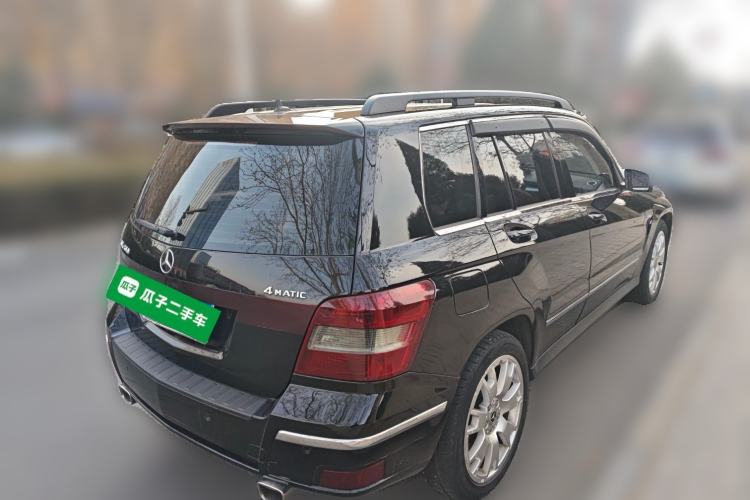 Used Mercedes-Benz GLK-Class 2011 GLK 300 4MATIC Dynamic Model Rear Right 45 Deg