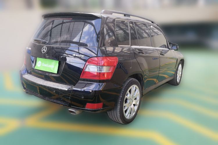 Used Mercedes-Benz GLK-Class 2011 GLK 300 4MATIC Dynamic Model Rear Right 45 Deg