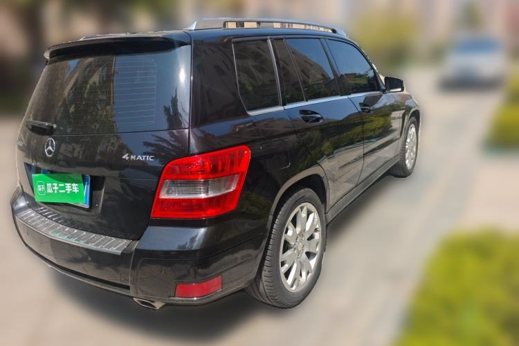 Used Mercedes-Benz GLK-Class 2011 GLK 300 4MATIC Dynamic Model Rear Right 45 Deg