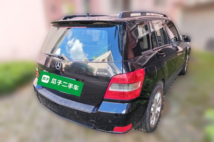 Used Mercedes-Benz GLK-Class 2011 GLK 300 4MATIC Dynamic Model Rear Right 45 Deg