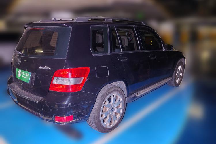 Used Mercedes-Benz GLK-Class 2011 GLK 300 4MATIC Fashion Model Rear Right 45 Deg