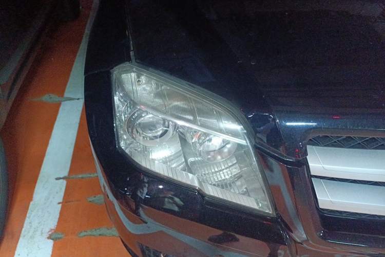 Used Mercedes-Benz GLK-Class 2011 GLK 300 4MATIC Dynamic Model Right Front Headlight