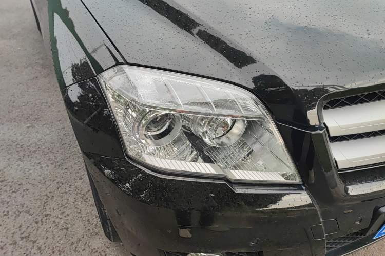 Used Mercedes-Benz GLK-Class 2011 GLK 300 4MATIC Fashion Model Right Front Headlight