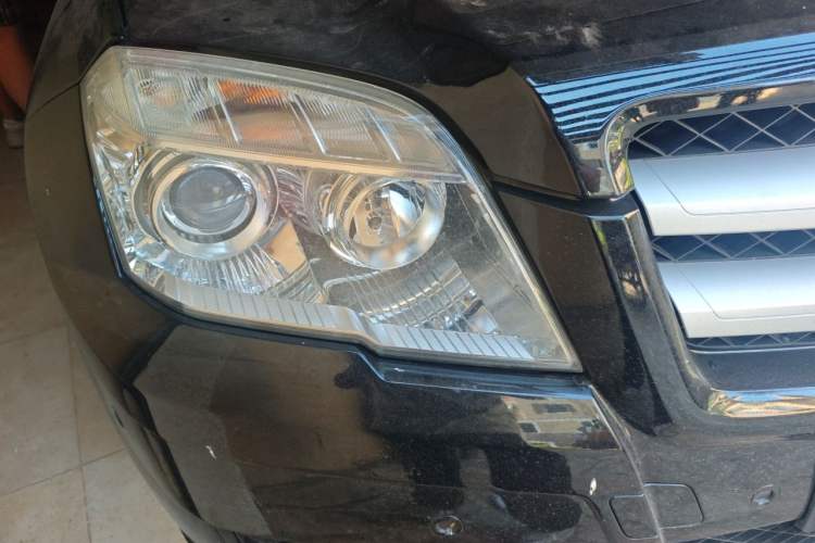 Used Mercedes-Benz GLK-Class 2011 GLK 300 4MATIC Dynamic Model Right Front Headlight