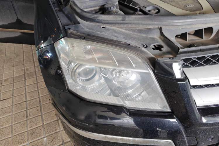 Used Mercedes-Benz GLK-Class 2011 GLK 300 4MATIC Dynamic Model Right Front Headlight