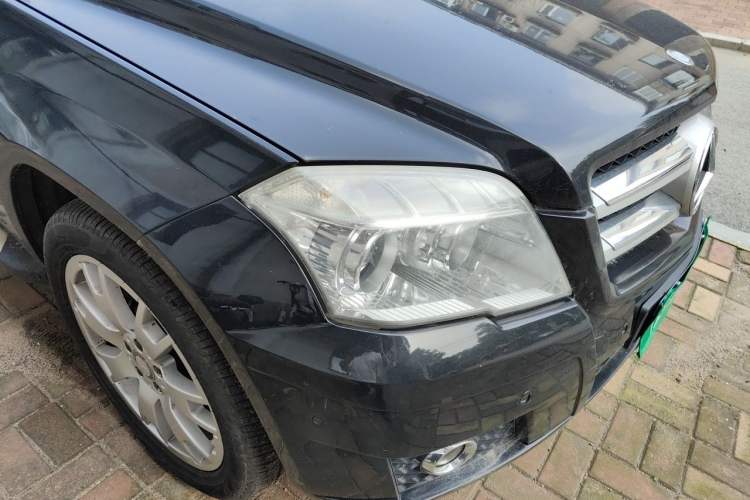 Used Mercedes-Benz GLK-Class 2011 GLK 300 4MATIC Dynamic Model Right Front Headlight