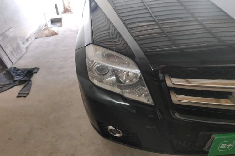 Used Mercedes-Benz GLK-Class 2011 GLK 300 4MATIC Fashion Model Right Front Headlight