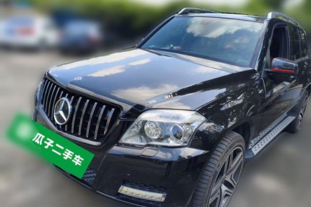 Ojetý Mercedes-Benz GLK-Class 2011 GLK 300 4MATIC Luxury Model