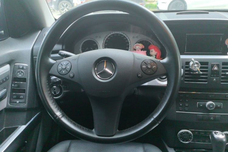 Used Mercedes-Benz GLK-Class 2011 GLK 300 4MATIC Fashion Model Steering Wheel