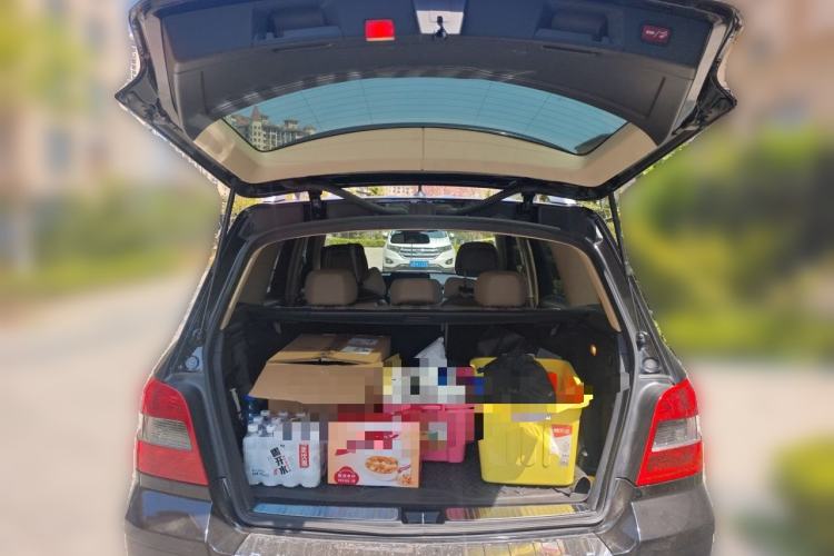 Used Mercedes-Benz GLK-Class 2011 GLK 300 4MATIC Dynamic Model Trunk