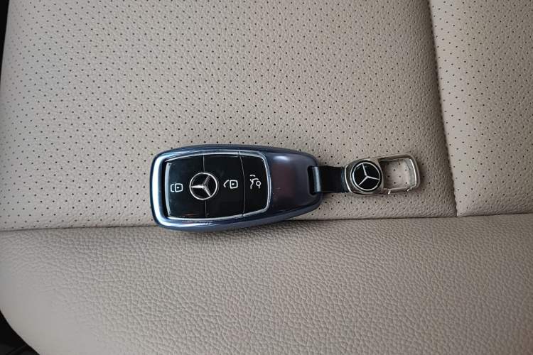 Used Mercedes-Benz GLK-Class 2011 GLK 300 4MATIC Fashion Model Vehicle Key