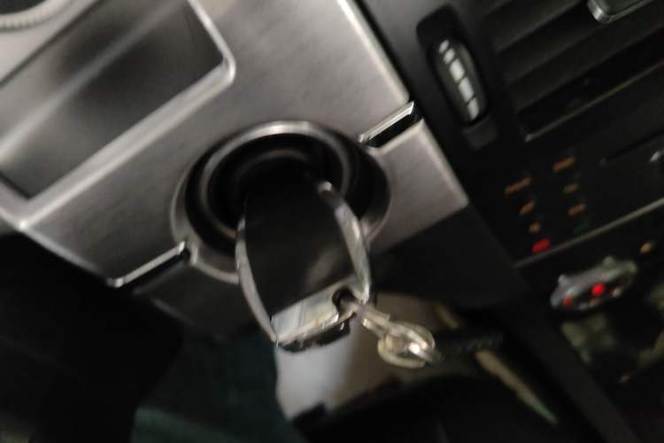 Used Mercedes-Benz GLK-Class 2011 GLK 300 4MATIC Fashion Model Vehicle Key