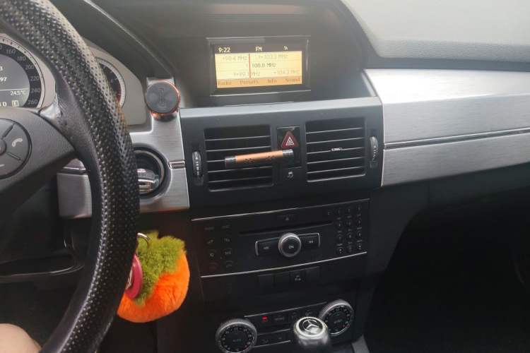 Used Mercedes-Benz GLK-Class 2011 GLK 300 4MATIC Fashion Model Audio And AC Panel