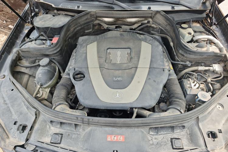 Used Mercedes-Benz GLK-Class 2011 GLK 350 4MATIC Engine Bay