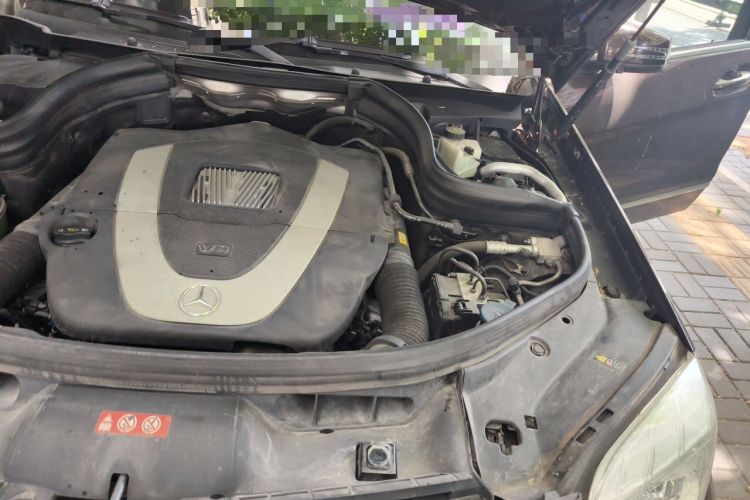 Used Mercedes-Benz GLK-Class 2011 GLK 300 4MATIC Fashion Model Engine Bay Left