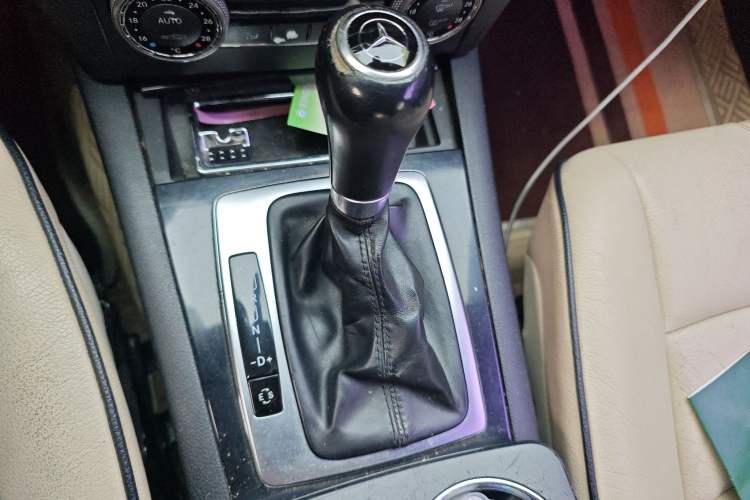Used Mercedes-Benz GLK-Class 2011 GLK 350 4MATIC Gear Lever