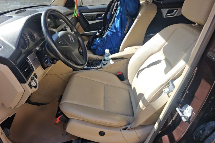Used Mercedes-Benz GLK-Class 2011 GLK 300 4MATIC Fashion Model Left Front Seat