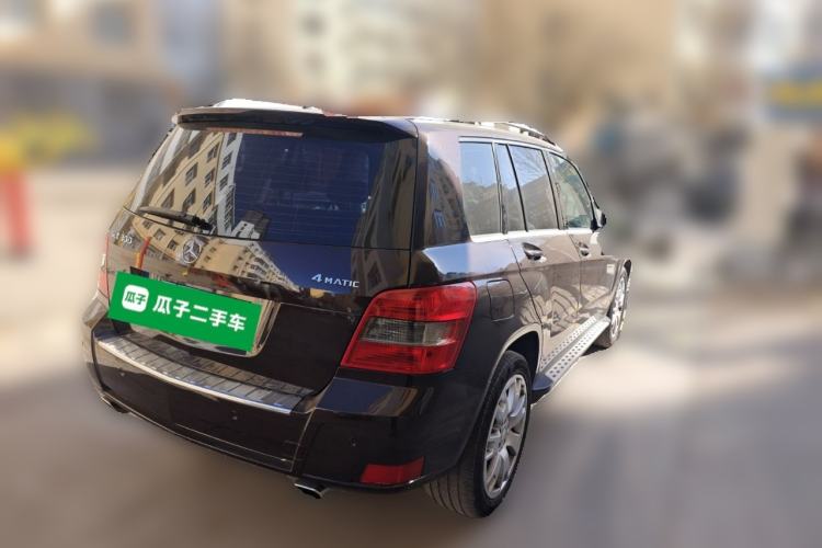 Used Mercedes-Benz GLK-Class 2011 GLK 300 4MATIC Fashion Model Rear Right 45 Deg