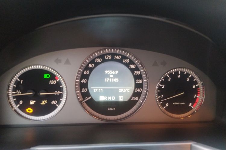 Used Mercedes-Benz GLK-Class 2011 GLK 300 4MATIC Dynamic Model Instrument Cluster