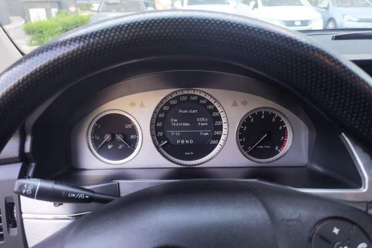 Used Mercedes-Benz GLK-Class 2011 GLK 300 4MATIC Fashion Model Instrument Cluster