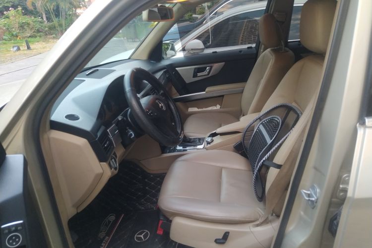 Used Mercedes-Benz GLK-Class 2011 GLK 300 4MATIC Dynamic Model Left Front Seat