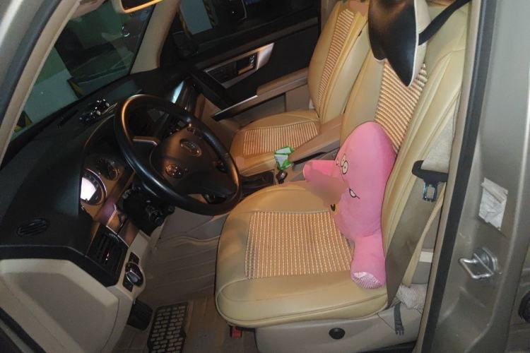 Used Mercedes-Benz GLK-Class 2011 GLK 300 4MATIC Luxury Model Left Front Seat