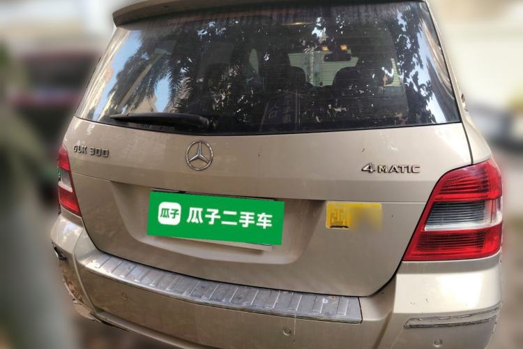Used Mercedes-Benz GLK-Class 2011 GLK 300 4MATIC Fashion Model Rear
