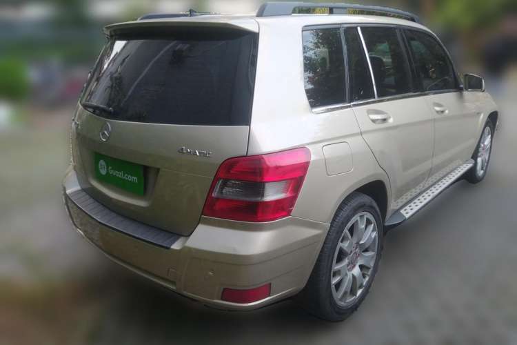 Used Mercedes-Benz GLK-Class 2011 GLK 300 4MATIC Dynamic Model Rear Right 45 Deg
