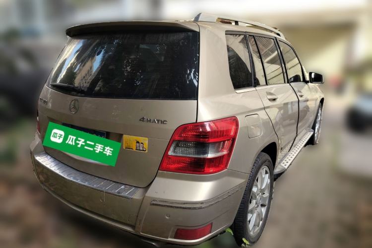 Used Mercedes-Benz GLK-Class 2011 GLK 300 4MATIC Fashion Model Rear Right 45 Deg