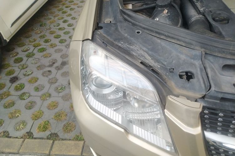 Used Mercedes-Benz GLK-Class 2011 GLK 300 4MATIC Dynamic Model Right Front Headlight