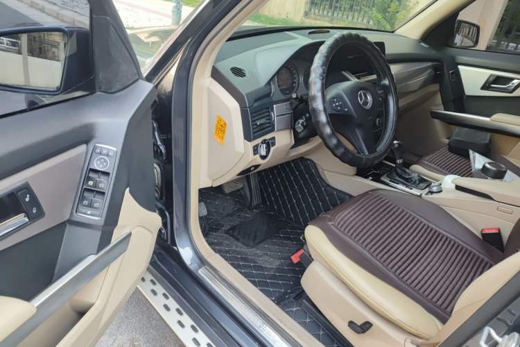 Used Mercedes-Benz GLK-Class 2011 GLK 300 4MATIC Dynamic Model Driver Seat